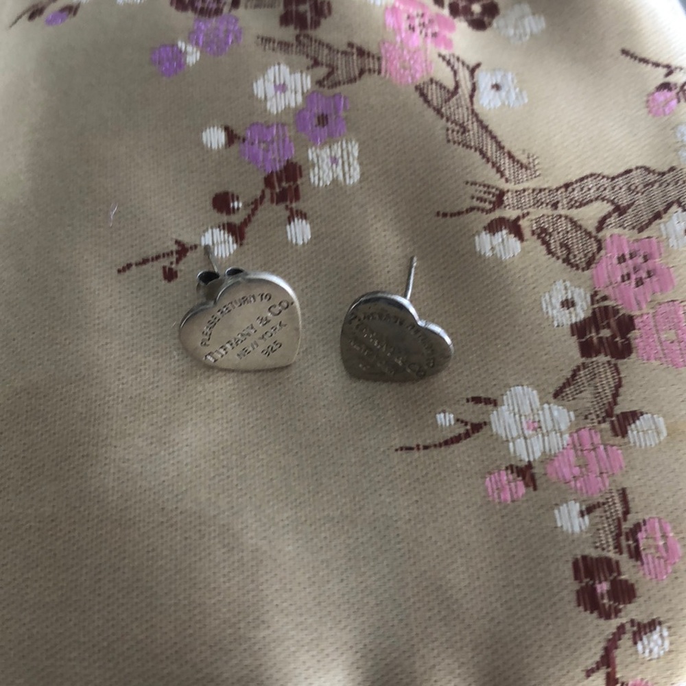 Fashion earrings